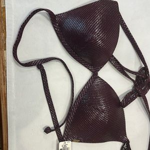 NWT Victoria’s maroon sparkle bikini top